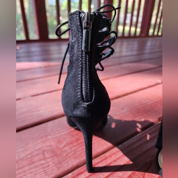 👠JustFab Lace Up High Heel Shoes 👠 - Picture 6 of 13